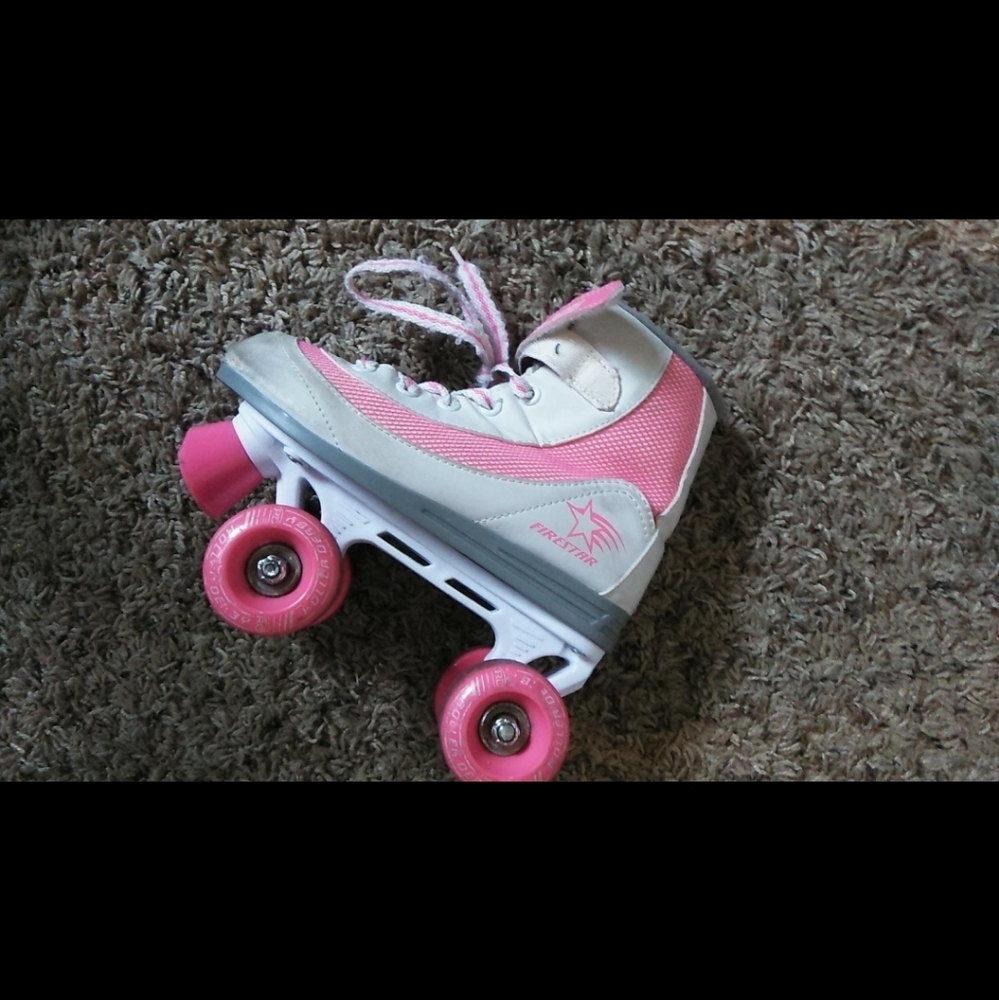 Kids rollerskates